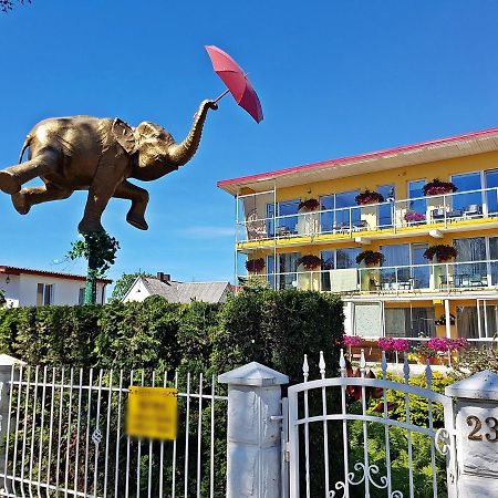 Justinos Vila Palanga Buitenkant foto